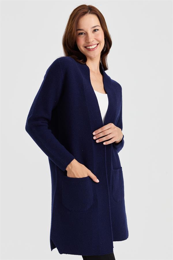 Женское длинное шерстяное пальто с высоким воротником и тесьмой