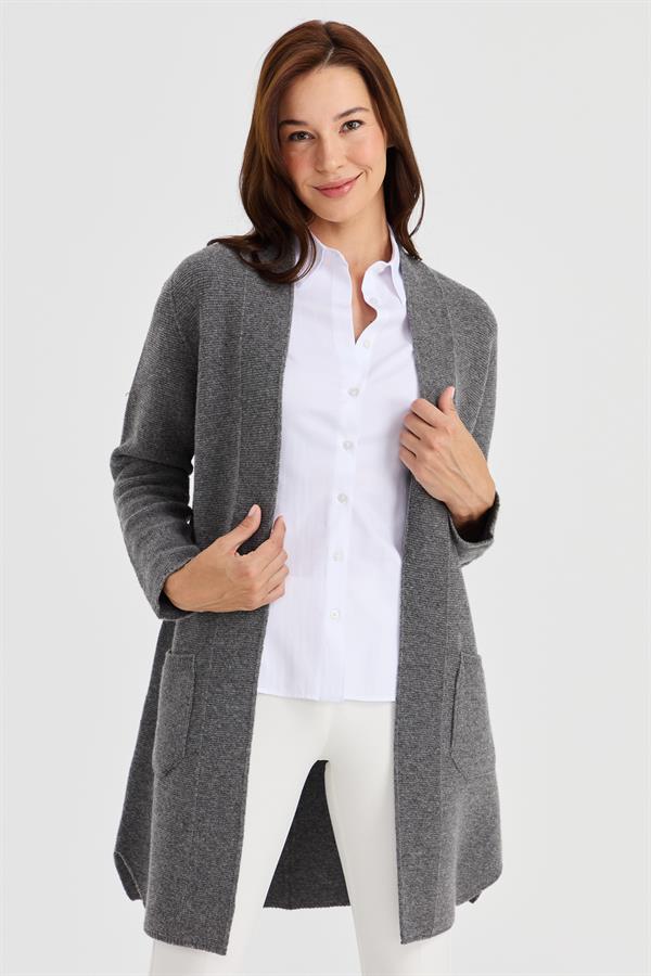 Женское длинное шерстяное пальто с высоким воротником и тесьмой