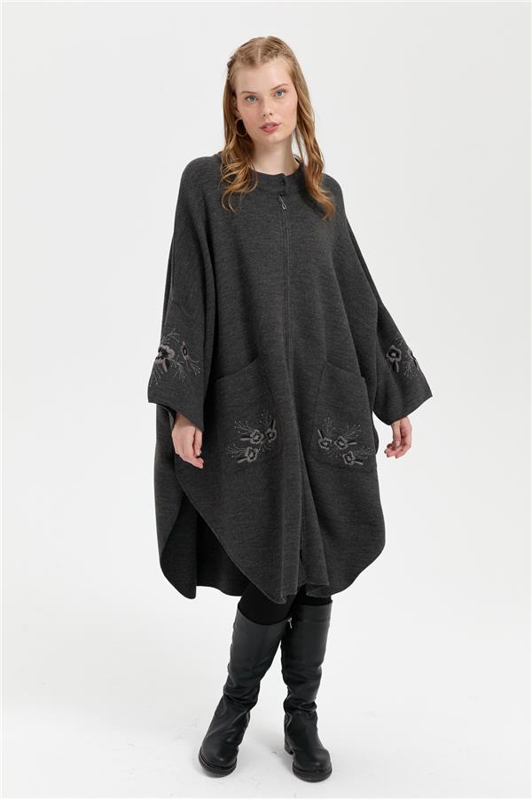 Kadın Dik Yaka Kolu ve Cebi İşlemeli Panço K.Füme