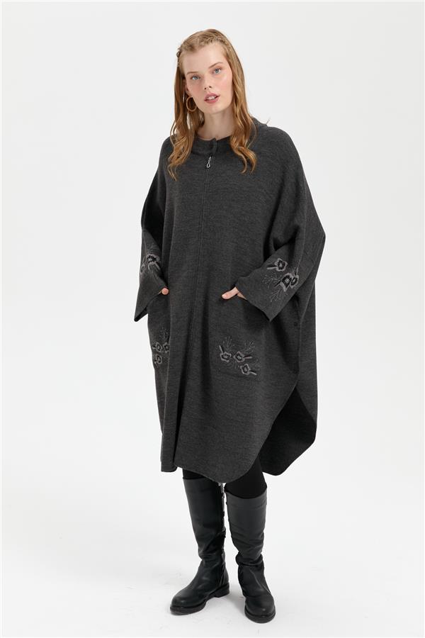 Kadın Dik Yaka Kolu ve Cebi İşlemeli Panço K.Füme