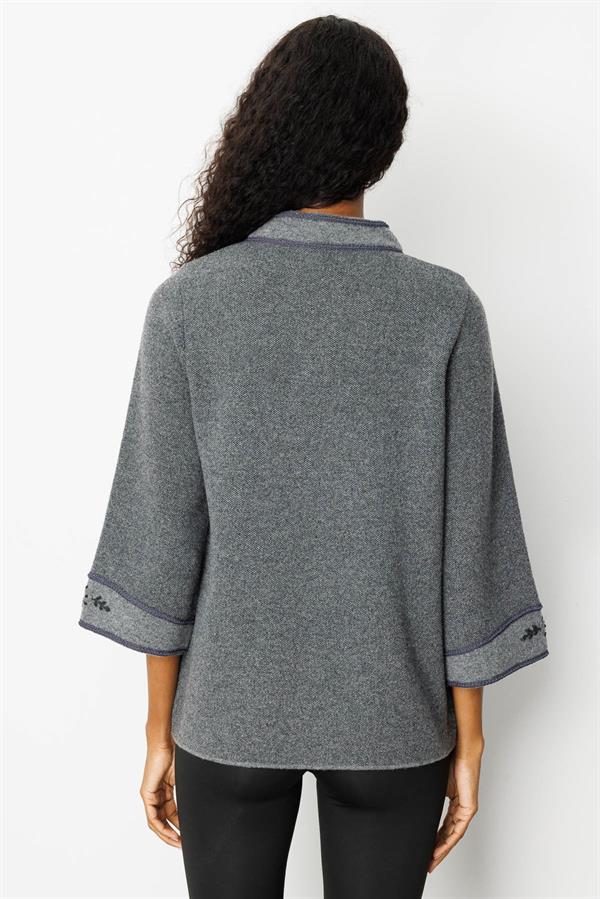 Kadın Dik Yaka Kolu ve Yakası Nakışlı Yün Ceket Füme