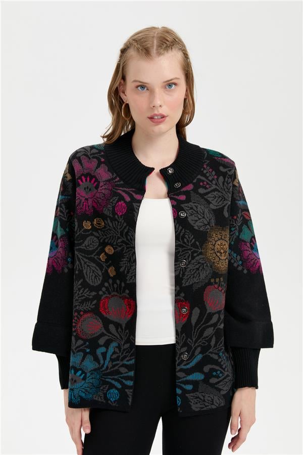 Kadın Dik Yaka Önü Renkli Çiçekli Kısa Yün Ceket Siyah