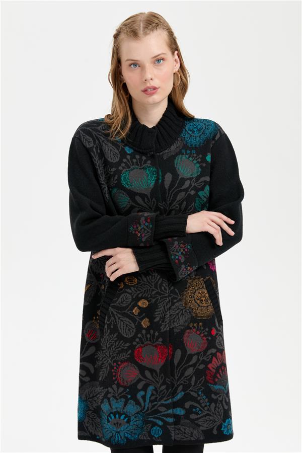 Kadın Dik Yaka Önü Renkli Çiçekli Uzun Yün Kaban Siyah