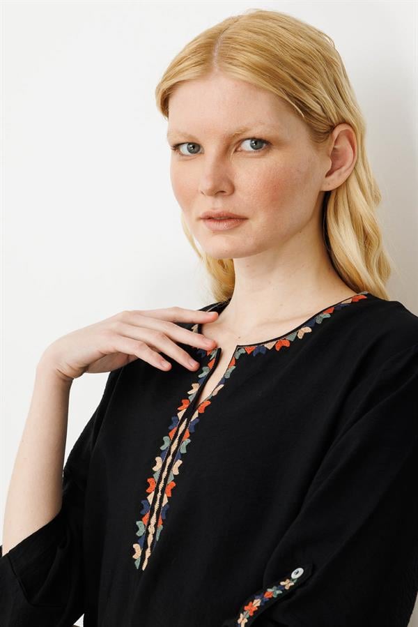 Kadın Etnik Desen Nakışlı Keten Elbise Siyah