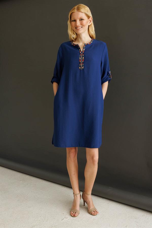 Kadın Etnik Desen Nakışlı Keten Elbise Lacivert