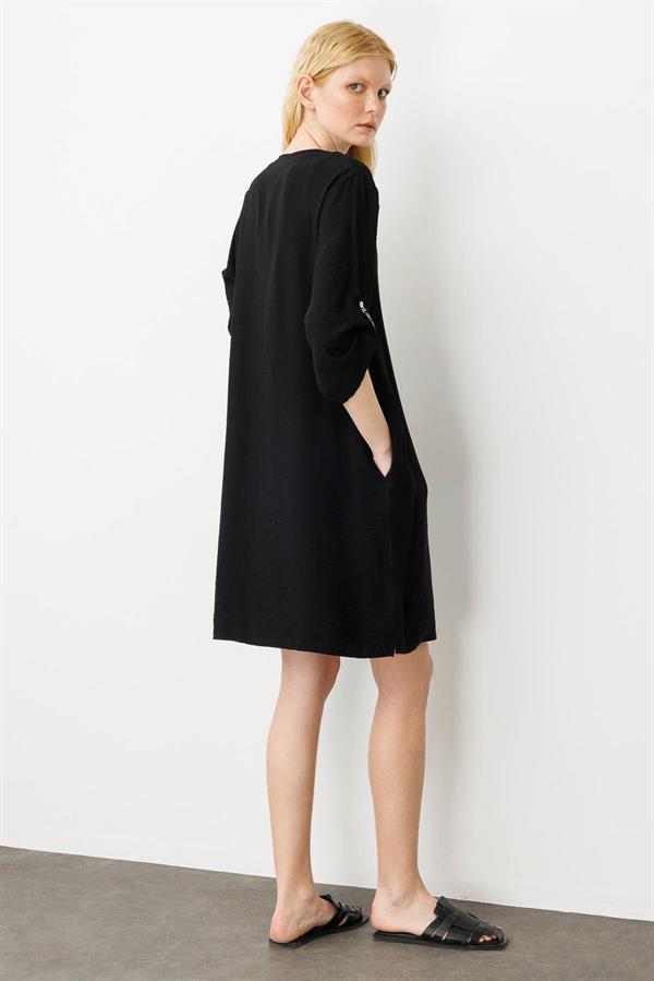 Kadın Etnik Desen Nakışlı Keten Elbise Siyah