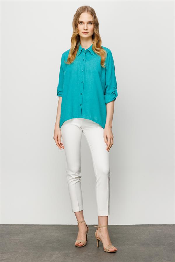 Женская льняная рубашка широкого кроя прямая зеленая