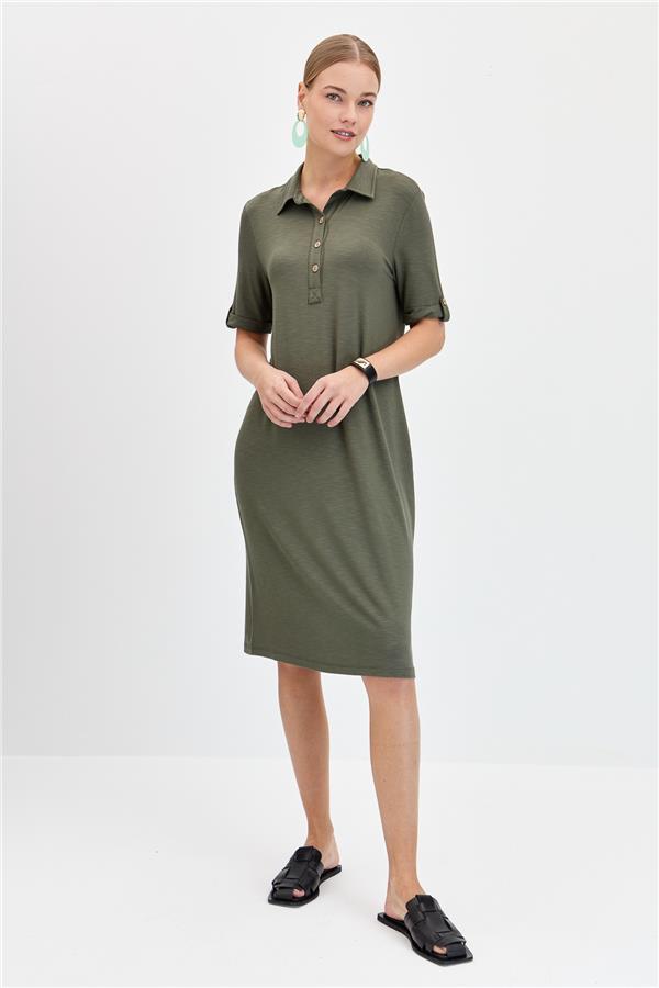 Женское платье из чесаного хлопка с рубашечным воротником