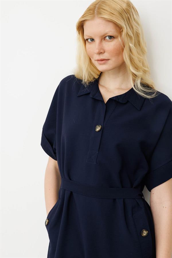 Kadın Gömlek Yaka Yakası ve Cebi Düğmeli Elbise Lacivert