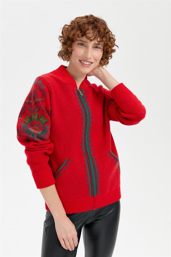 Kadın Hakim Yaka Arkası ve Kolu Çiçek Desenli Yün Ceket Mercan