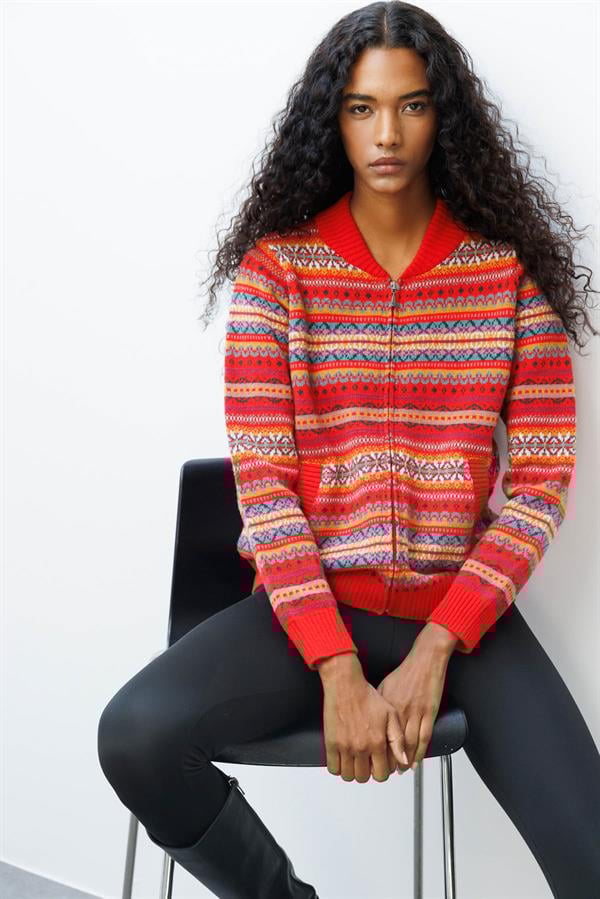 Kadın Hakim Yaka Jakarlı Yün Hırka Mercan