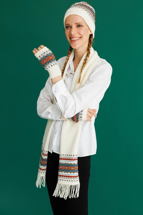 Kadın Jakarlı Yün Bere Kemik