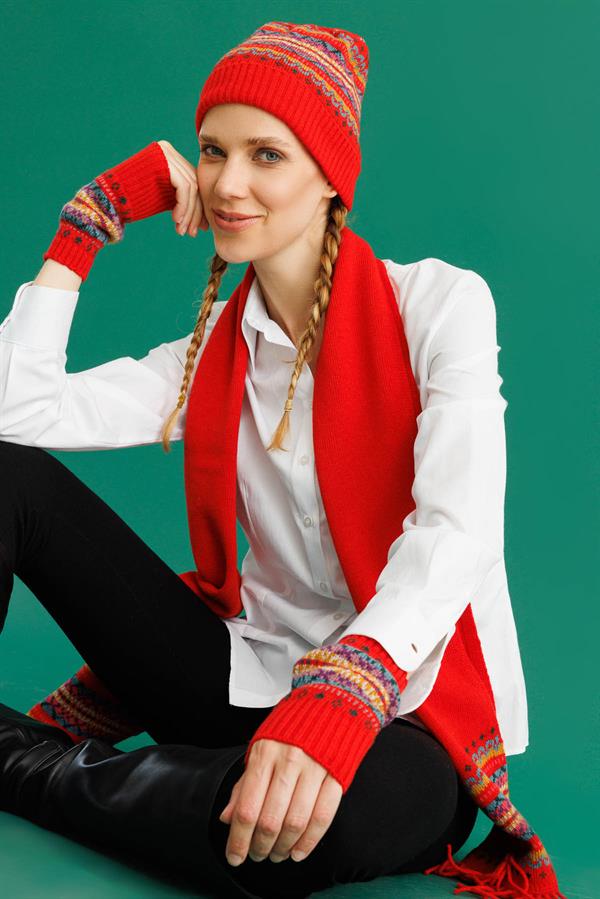 Kadın Jakarlı Yün Bere Mercan