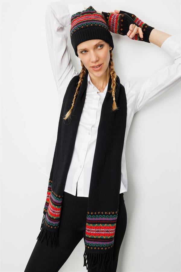 Kadın Jakarlı Yün Bere Siyah