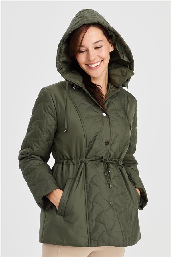 Женское стеганое пальто с капюшоном и кружевной талией