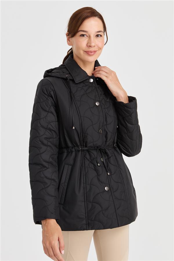 Женское стеганое пальто с капюшоном и кружевной талией