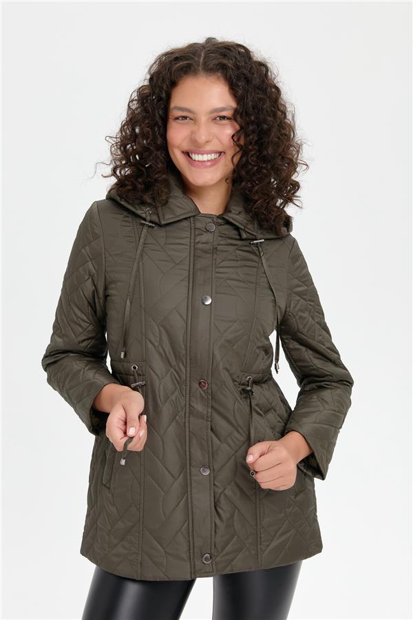 Kadın Kapüşonlu Beli Bağcıklı Kısa Kapitone Kaban Haki