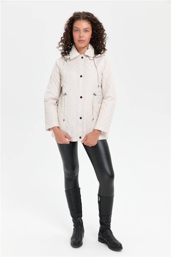 Kadın Kapüşonlu Beli Bağcıklı Kısa Kapitone Kaban Taş