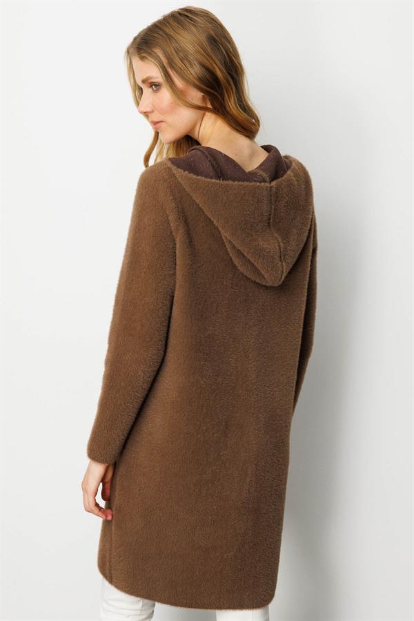Kadın Kapüşonlu Cebi Metal Düğmeli Kaban Kahve