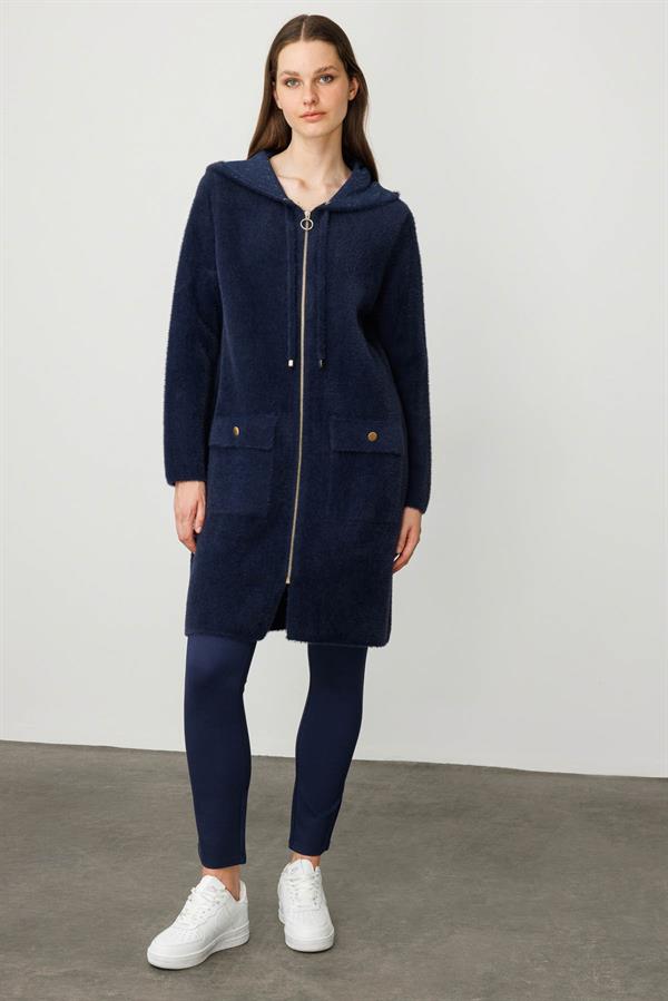Kadın Kapüşonlu Cebi Metal Düğmeli Kaban Lacivert