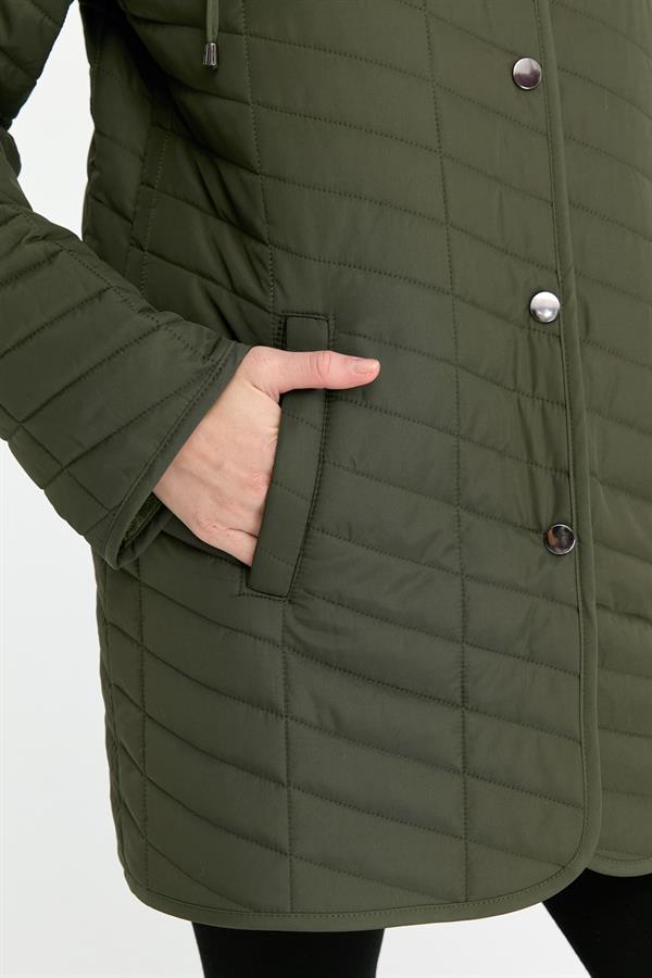 Kadın Kapüşonlu Enine Çizgili Araboy Kapitone Kaban Haki