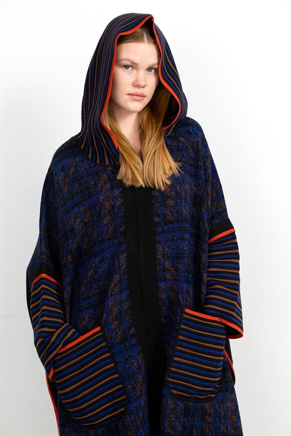 Kadın Kapüşonlu Fermuarlı Panço Siyah