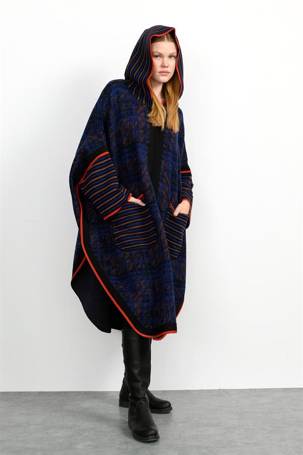 Kadın Kapüşonlu Fermuarlı Panço Siyah