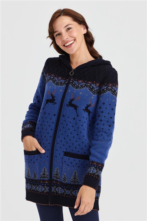 Женский шерстяной кардиган с капюшоном и узором оленя