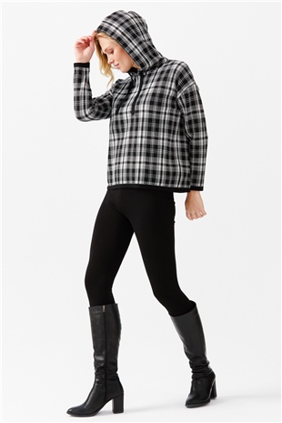 Женский короткий свитер в клетку с капюшоном, черный