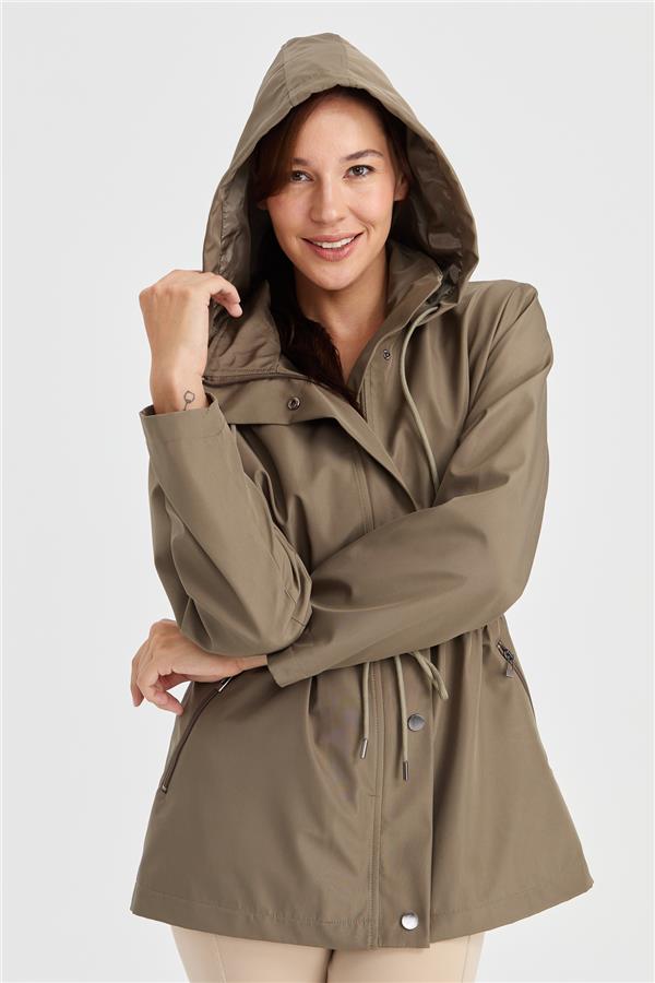 Женский короткий тренч с капюшоном