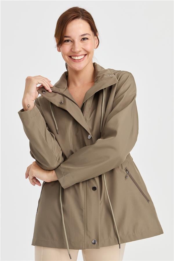 Женский короткий тренч с капюшоном