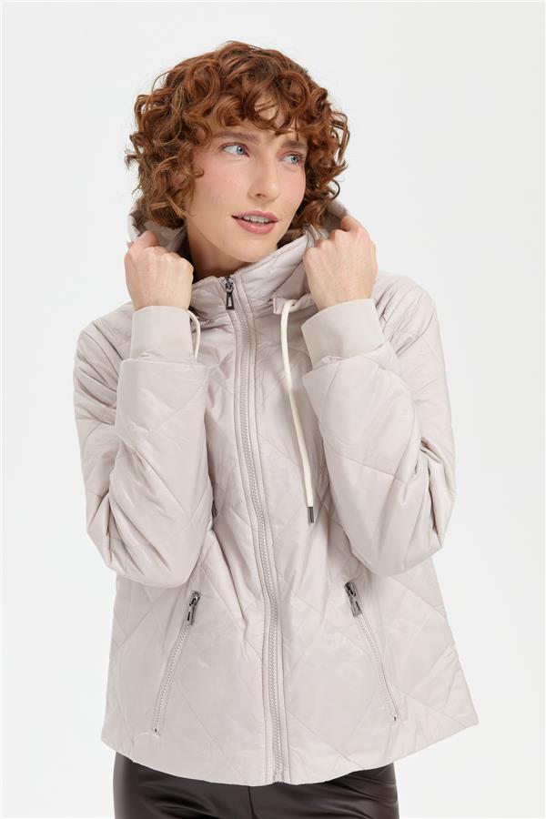 Kadın Kapüşonlu Kol Ucu Triko Kısa Kapitone Ceket Bej