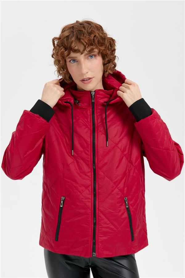 Kadın Kapüşonlu Kol Ucu Triko Kısa Kapitone Ceket Kırmızı