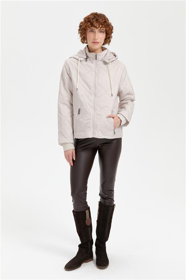 Kadın Kapüşonlu Kol Ucu Triko Kısa Kapitone Ceket Bej