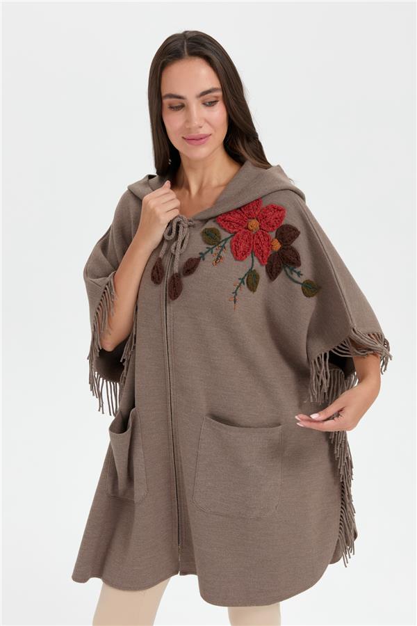 Kadın Kapüşonlu Omuzu Çiçek İşlemeli Panço Vizon