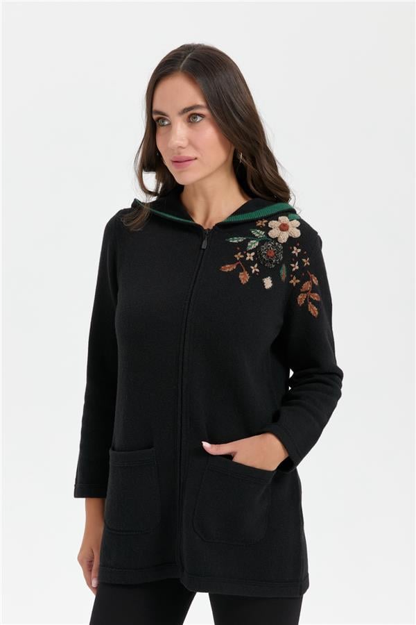 Kadın Kapüşonlu Omzu İşlemeli Araboy Yün Hırka Siyah