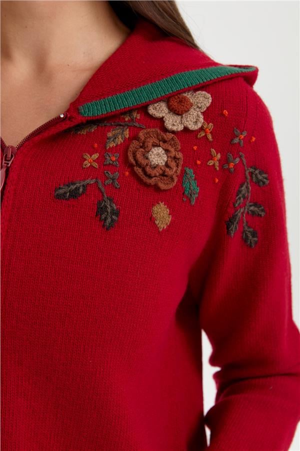 Kadın Kapüşonlu Omzu İşlemeli Araboy Yün Hırka K.Kırmızı