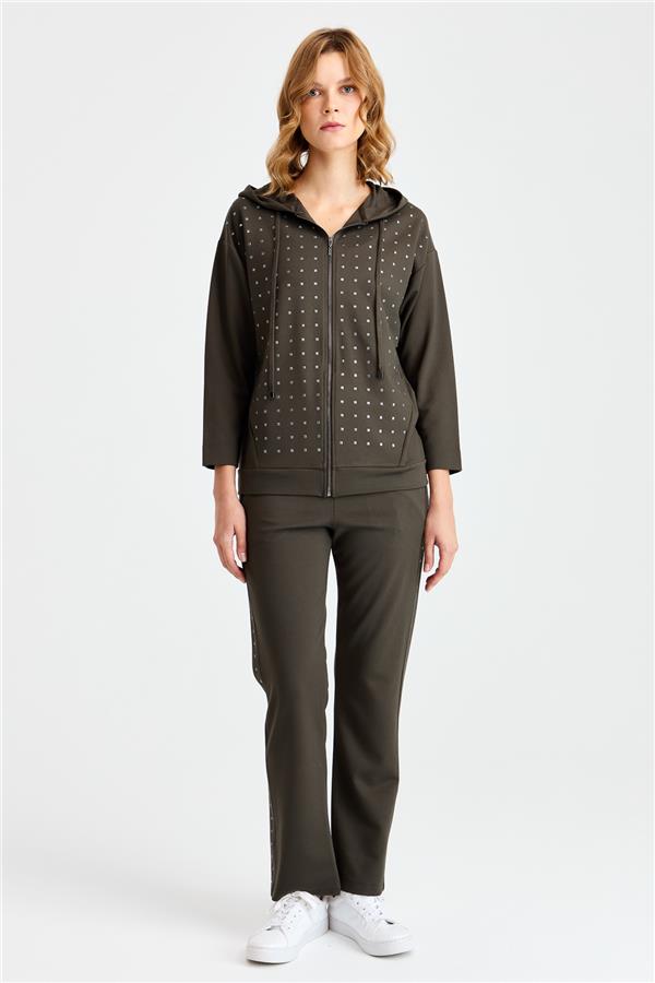 Женский свитшот с капюшоном и маленькими квадратными камнями спереди