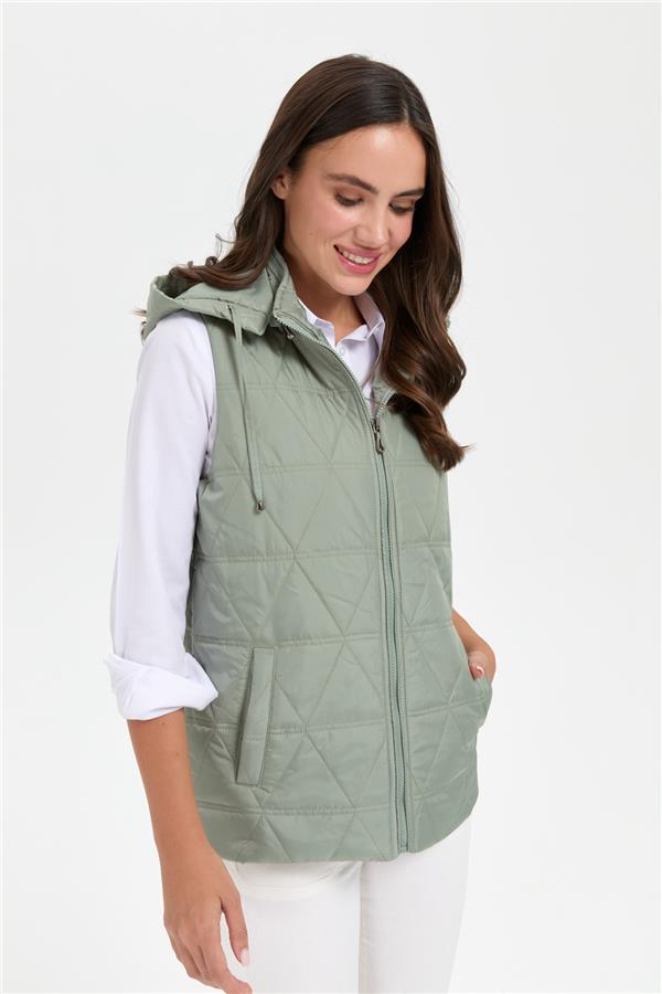 Kadın Kapüşonlu Üçgen Desenli Kısa Kapitone Yelek S.Yeşili
