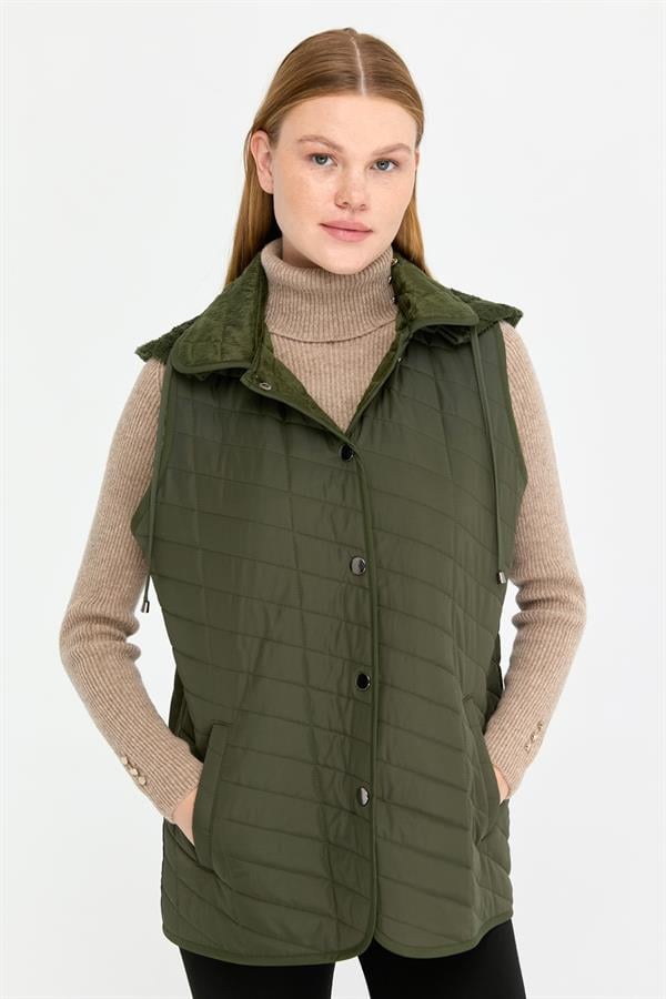 Kadın Kapüşonlu Yan Cepli Kapitone Yelek Haki