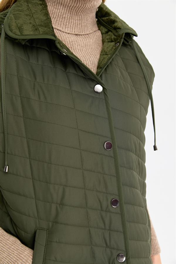 Kadın Kapüşonlu Yan Cepli Kapitone Yelek Haki