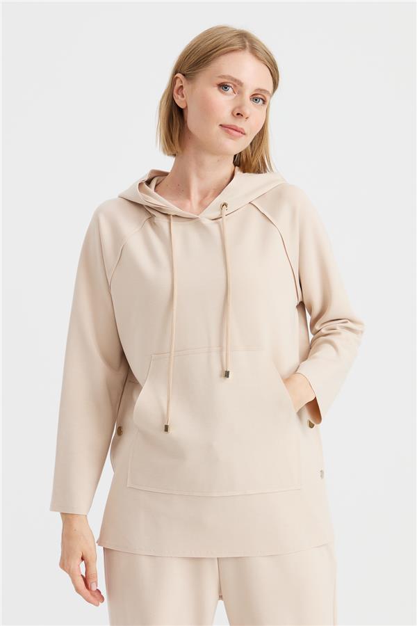 Женский свитшот с капюшоном и боковыми карманами на кнопках