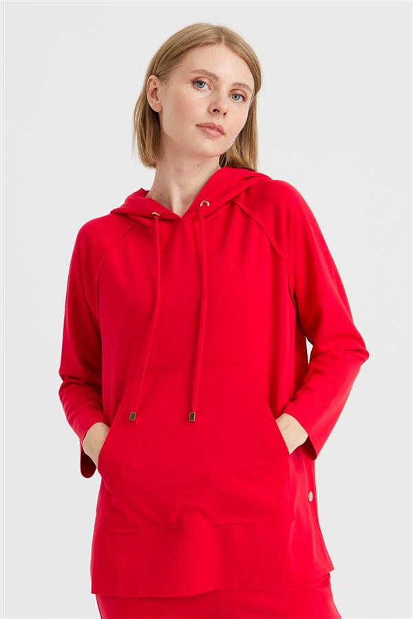 Женский свитшот с капюшоном и боковыми карманами на кнопках