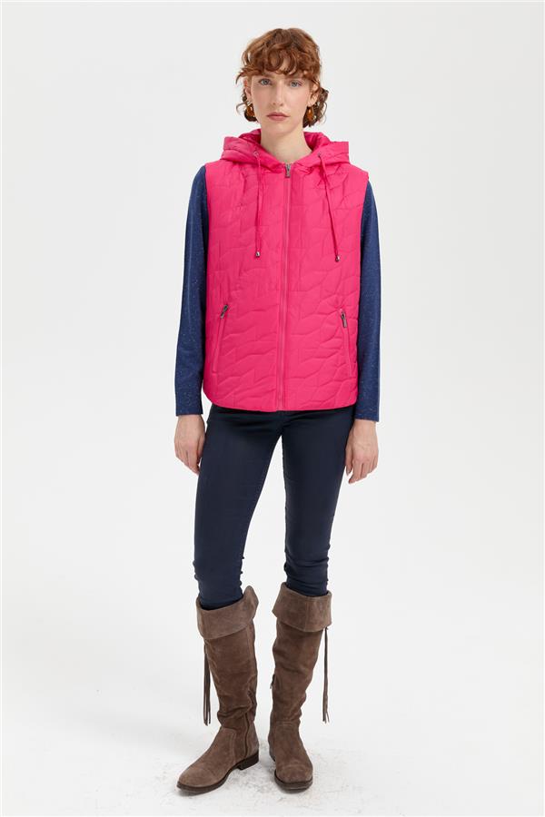 Kadın Kapüşonlu Yaprak Desenli Kısa Kapitone Yelek Fuşya