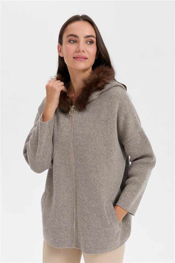 Kadın Kapüşonu Kürklü Fermuarlı Yün Panço Vizon