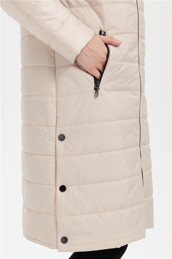 Kadın Kapüşonu Kürklü Uzun Kapitone Kaban Bej