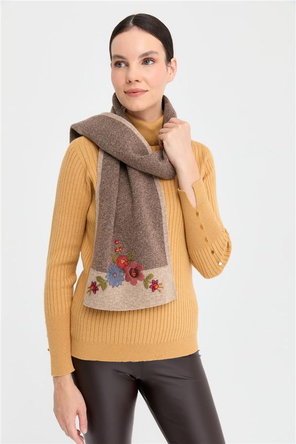 Kadın Kenarları Bordürlü Nakış İşlemeli Kaşkol K.Bej