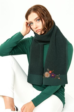 Женский шарф с вышивкой и окантовкой, зеленый 