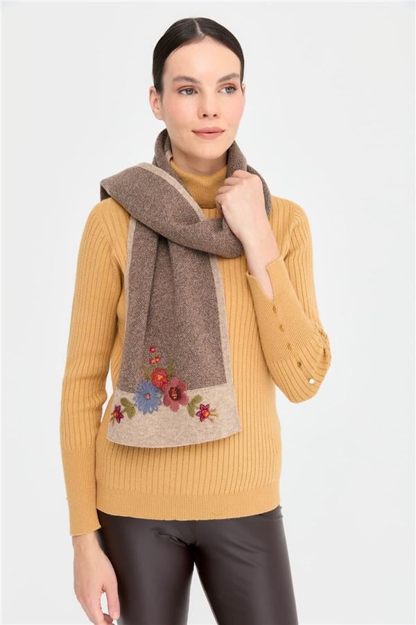 Kadın Kenarları Bordürlü Nakış İşlemeli Kaşkol K.Bej