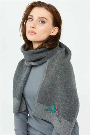 Женский шарф с вышивкой и окантовкой, дымчатый